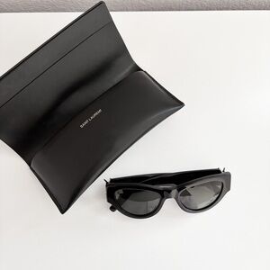 Saint Laurent cat eye sunglasses SL M94